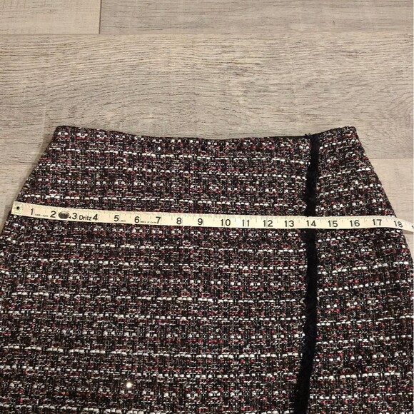 Loft Tweed Sequined Glitter Short Skirt Black Red White 6 - Picture 8 of 8